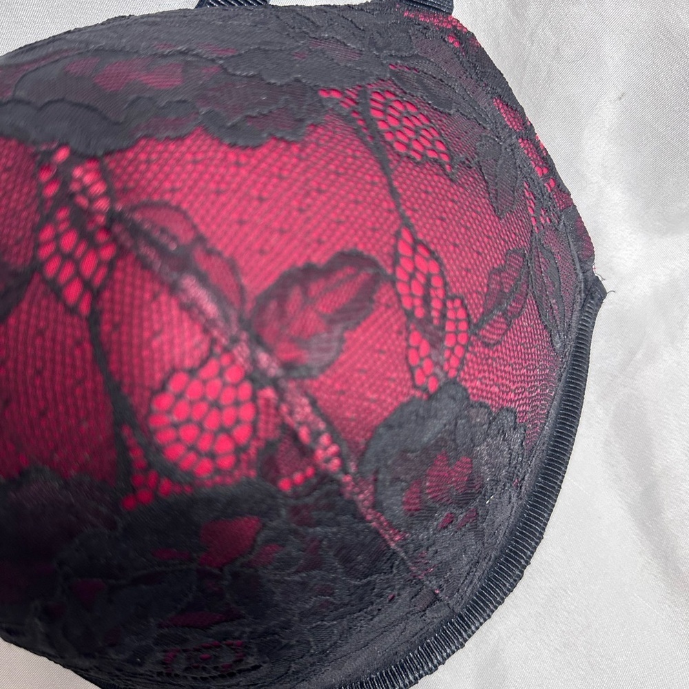 Torrid curve red and black bombshell  pushup bra size 44F - Picture 6 of 11
